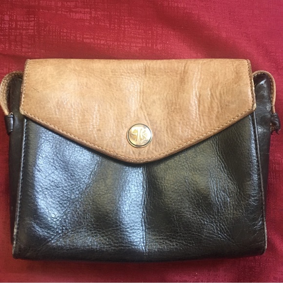 Loewe Handbags - Loewe Enrique Loewe Knappe Barcelona Crossbody Purse Black and Brown Leather